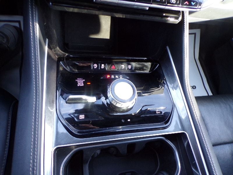 2024 Jeep Wagoneer BASE