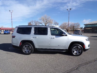 2024 Jeep Wagoneer BASE