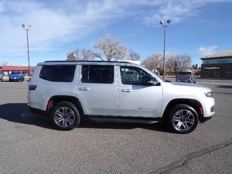 2024 Jeep Wagoneer BASE