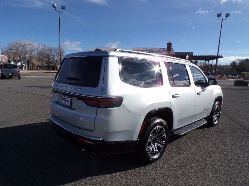 2024 Jeep Wagoneer BASE