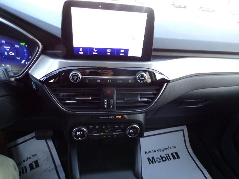 2021 Ford Escape Titanium Hybrid