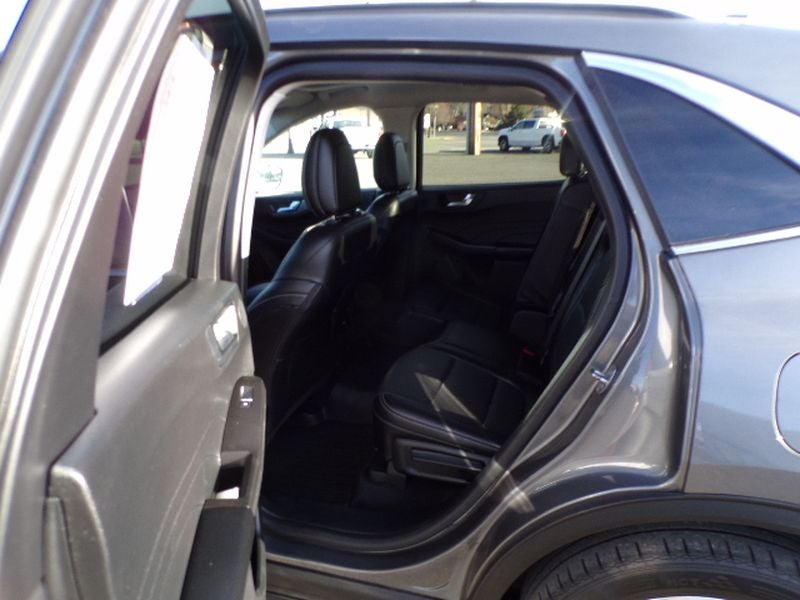 2021 Ford Escape Titanium Hybrid