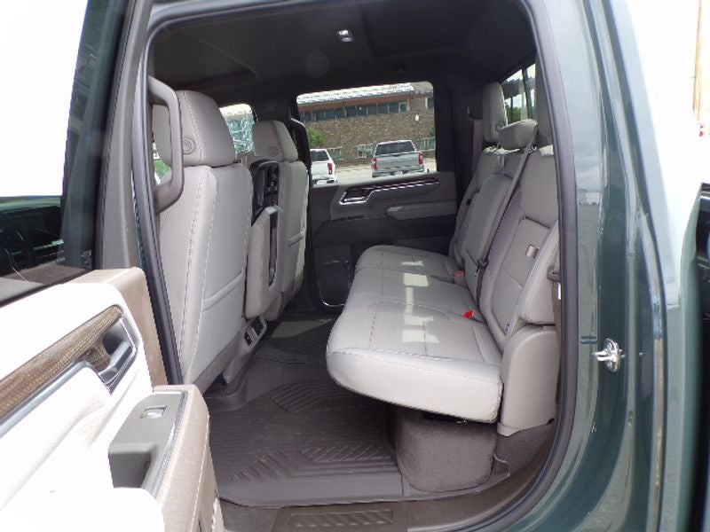 2025 Chevrolet Silverado 3500 HD LT