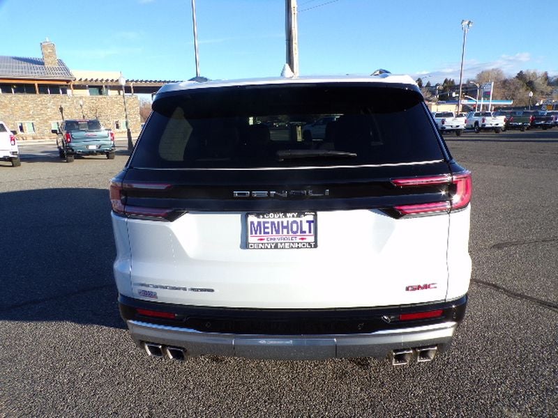 2026 GMC Acadia Denali
