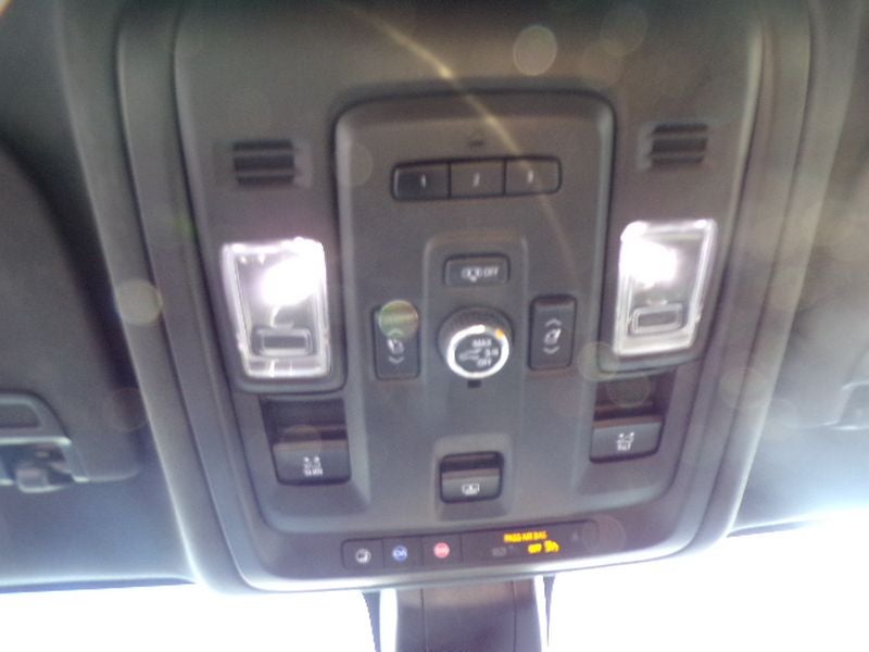 2021 GMC Yukon XL AT4