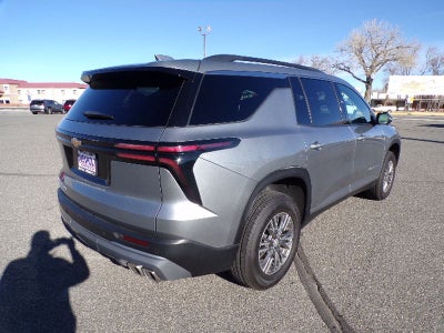 2025 Chevrolet Traverse LT