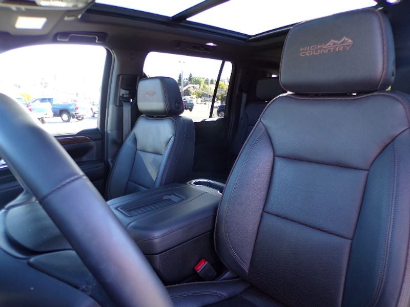 2023 Chevrolet Suburban High Country