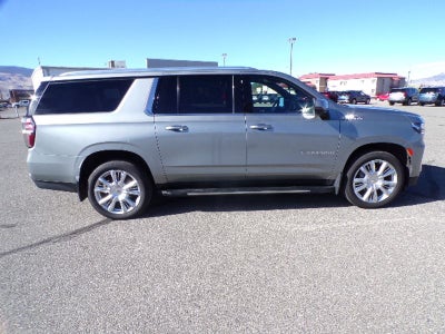 2023 Chevrolet Suburban High Country