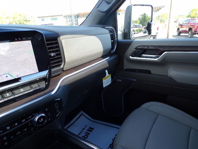 2025 GMC Sierra 3500 HD SLT