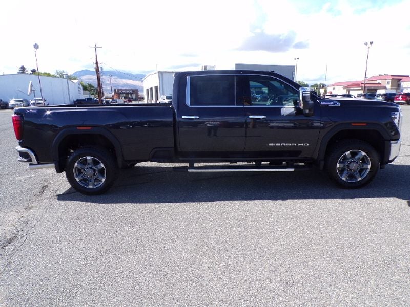 2025 GMC Sierra 3500 HD SLT