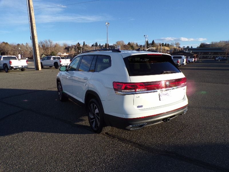 2024 Volkswagen Atlas 2.0T SE w/Technology