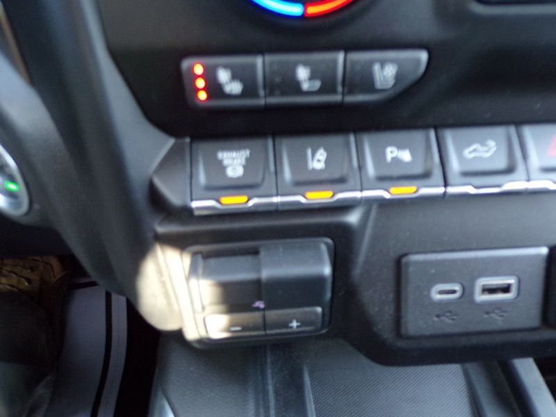 2023 Chevrolet Silverado 3500 HD High Country