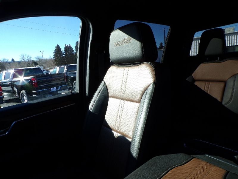 2024 Chevrolet Silverado 3500 HD High Country