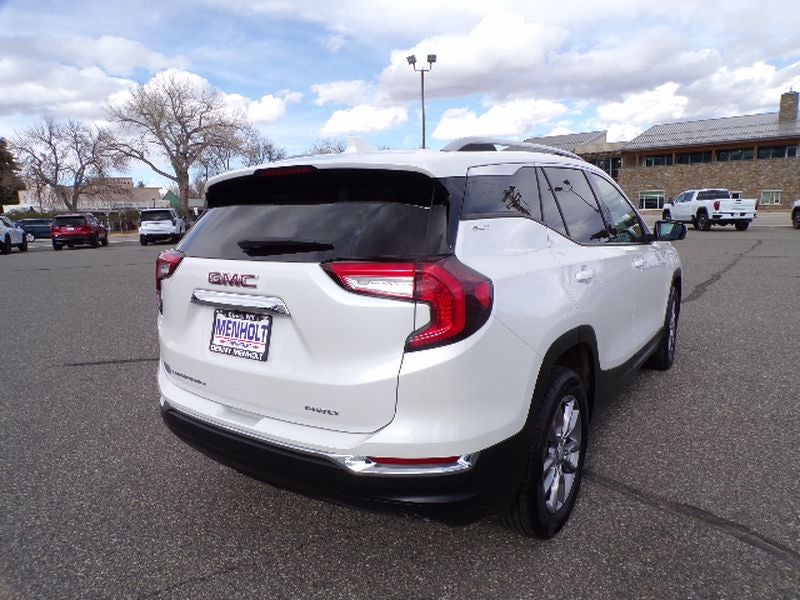 2022 GMC Terrain SLT