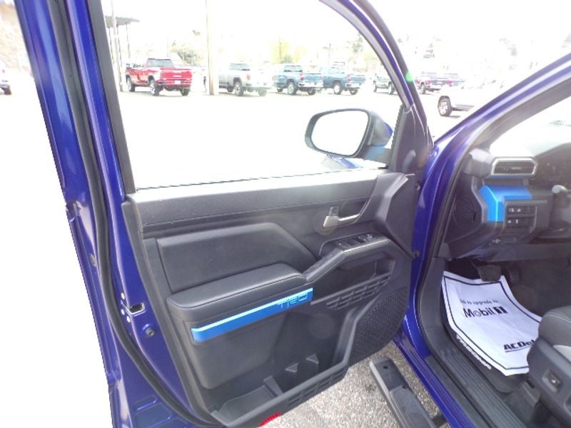 2025 Toyota Tacoma 4WD SR