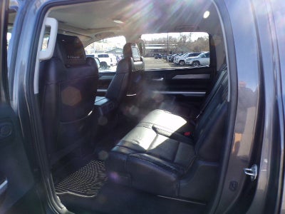 2017 Toyota Tundra 4WD Platinum