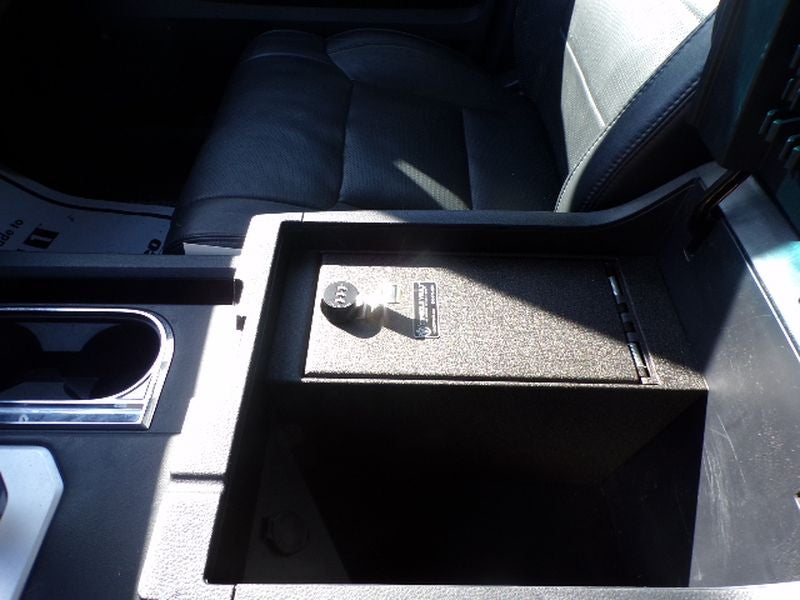 2017 Toyota Tundra 4WD Platinum