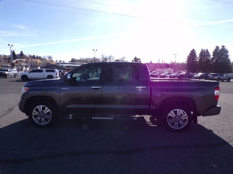 2017 Toyota Tundra 4WD Platinum