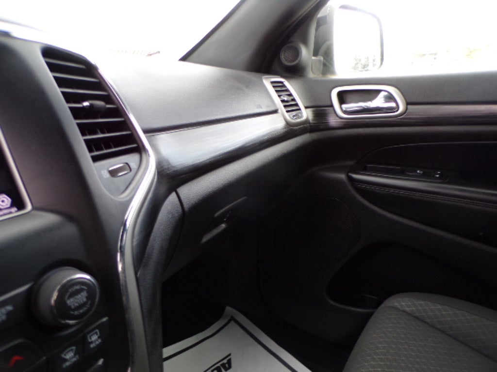 2019 Jeep Grand Cherokee Laredo