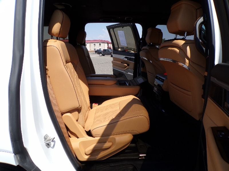 2022 Jeep Grand Wagoneer Series III