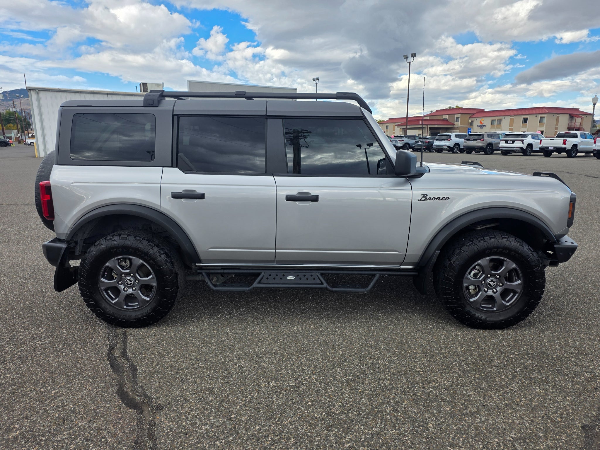 2021 Ford Bronco Base