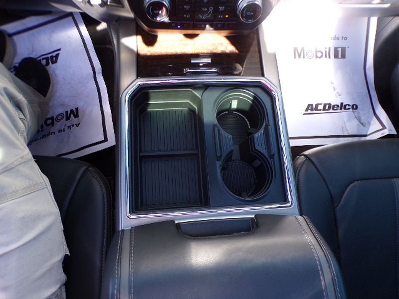 2017 Ford Super Duty F-250 SRW Lariat