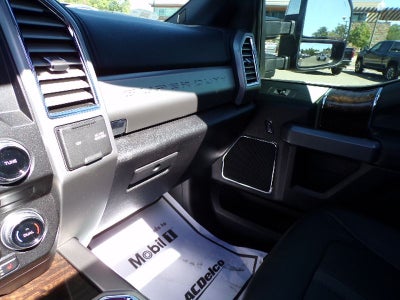 2017 Ford Super Duty F-250 SRW Lariat