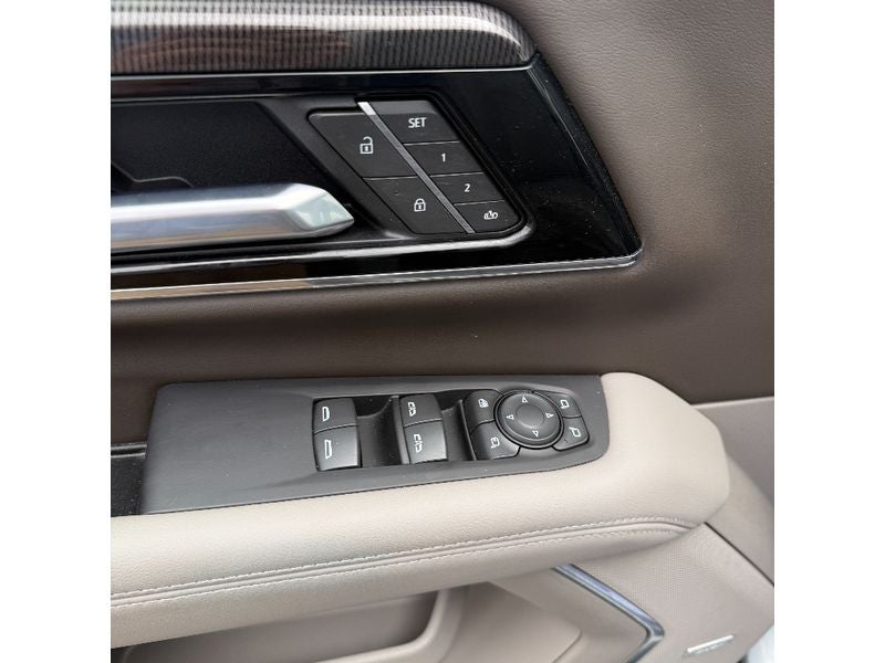 2025 GMC Yukon Elevation