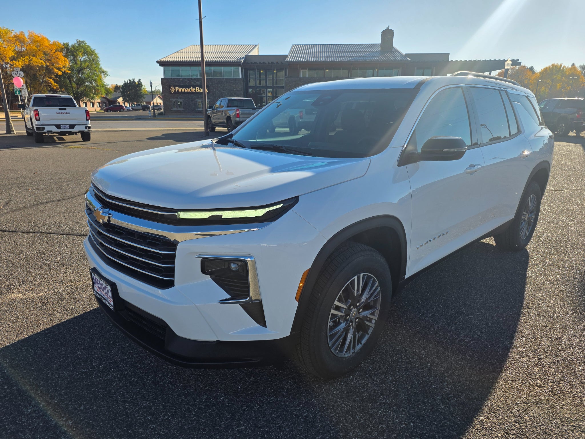 2027 Chevrolet Traverse LT