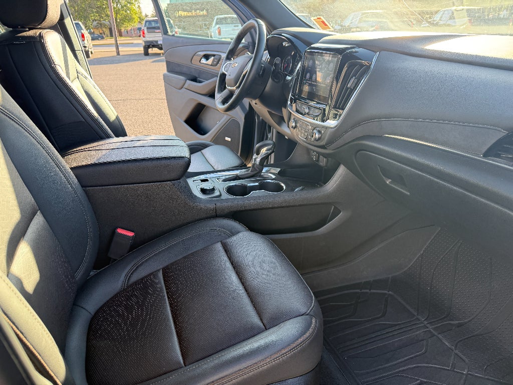 2023 Chevrolet Traverse High Country