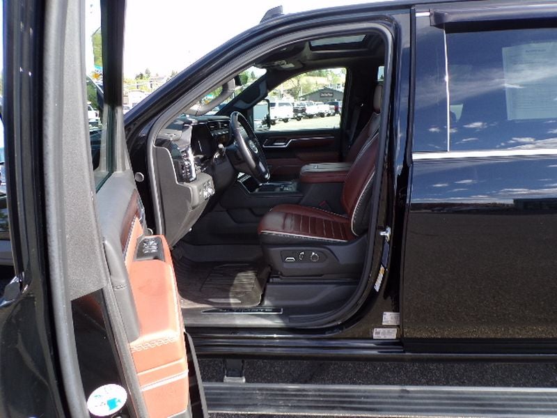 2025 GMC Sierra 3500 HD Denali Ultimate