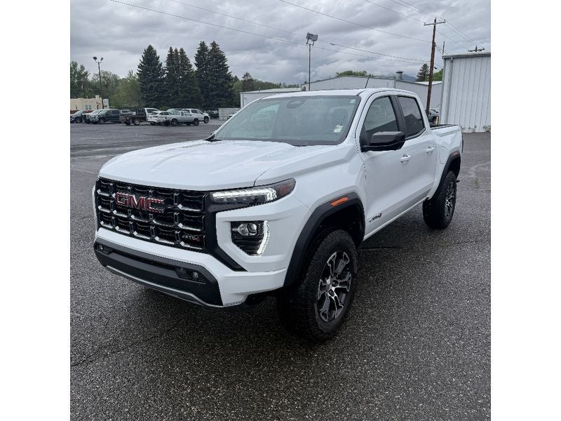 2024 GMC Canyon AT4 4WD Crew Cab Short Box's photo