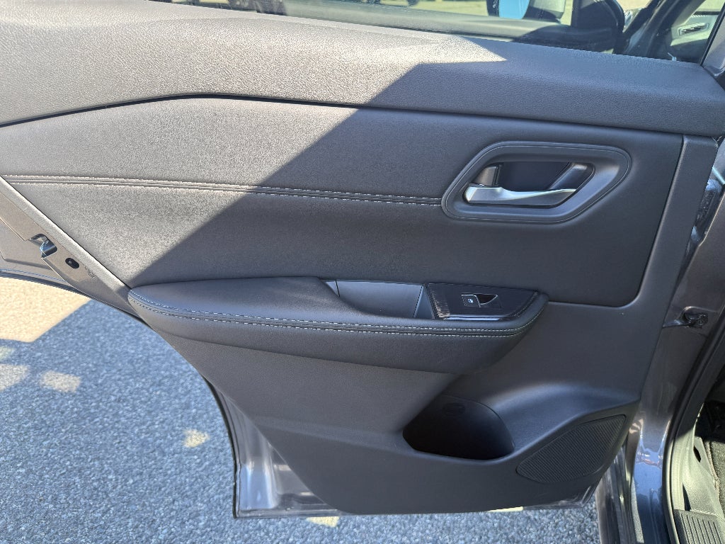 2026 Nissan Rogue SL