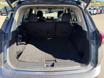 2026 Nissan Rogue SL