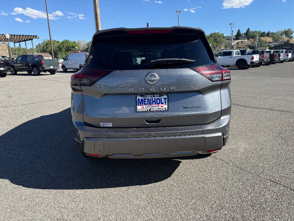 2026 Nissan Rogue SL